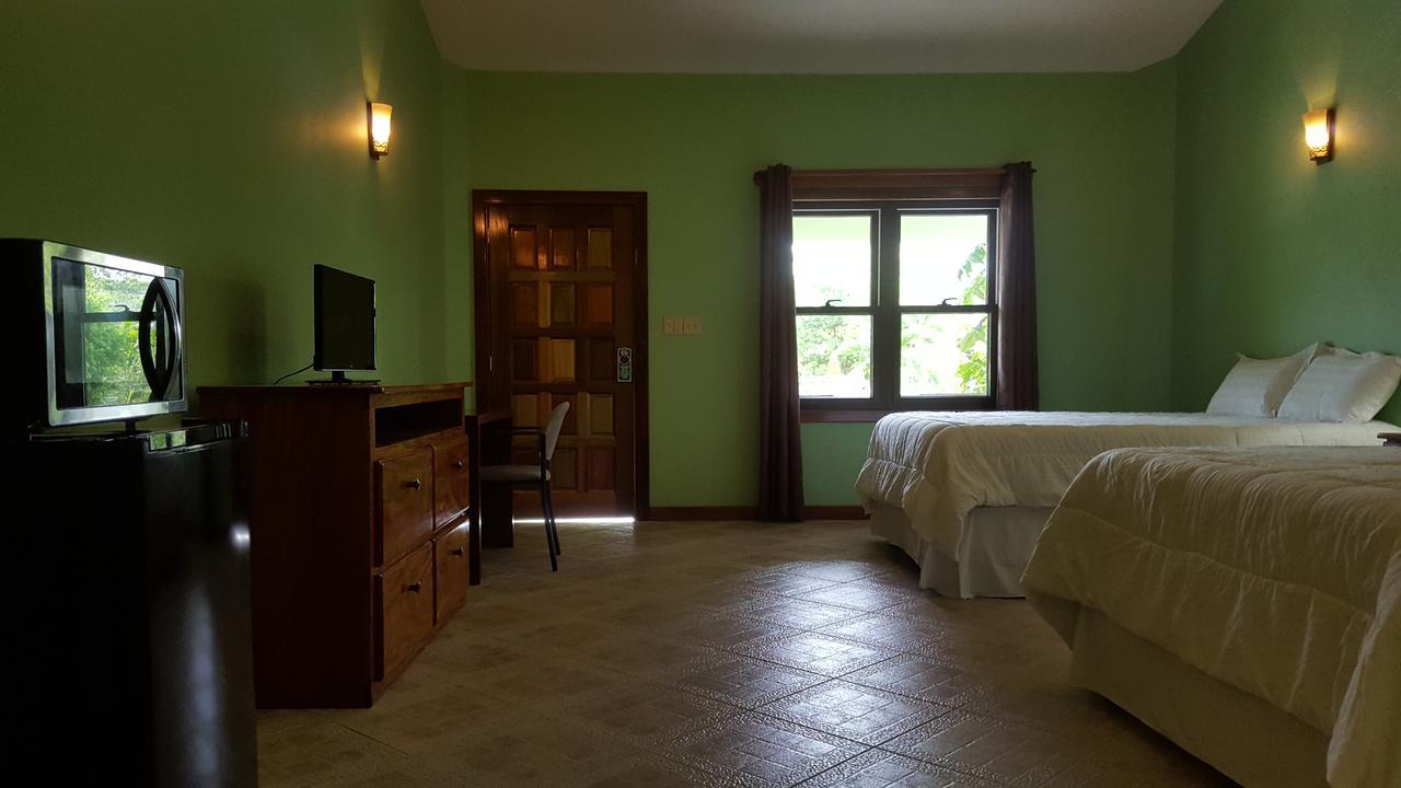 Mahogany Villas Пунта Горда Екстериор снимка